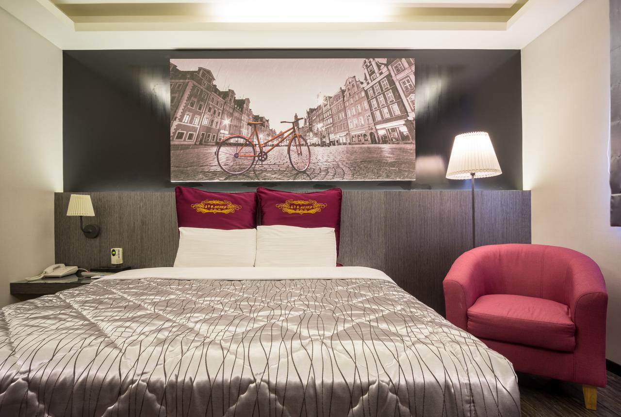 Carnival Motel Tajpej Kültér fotó