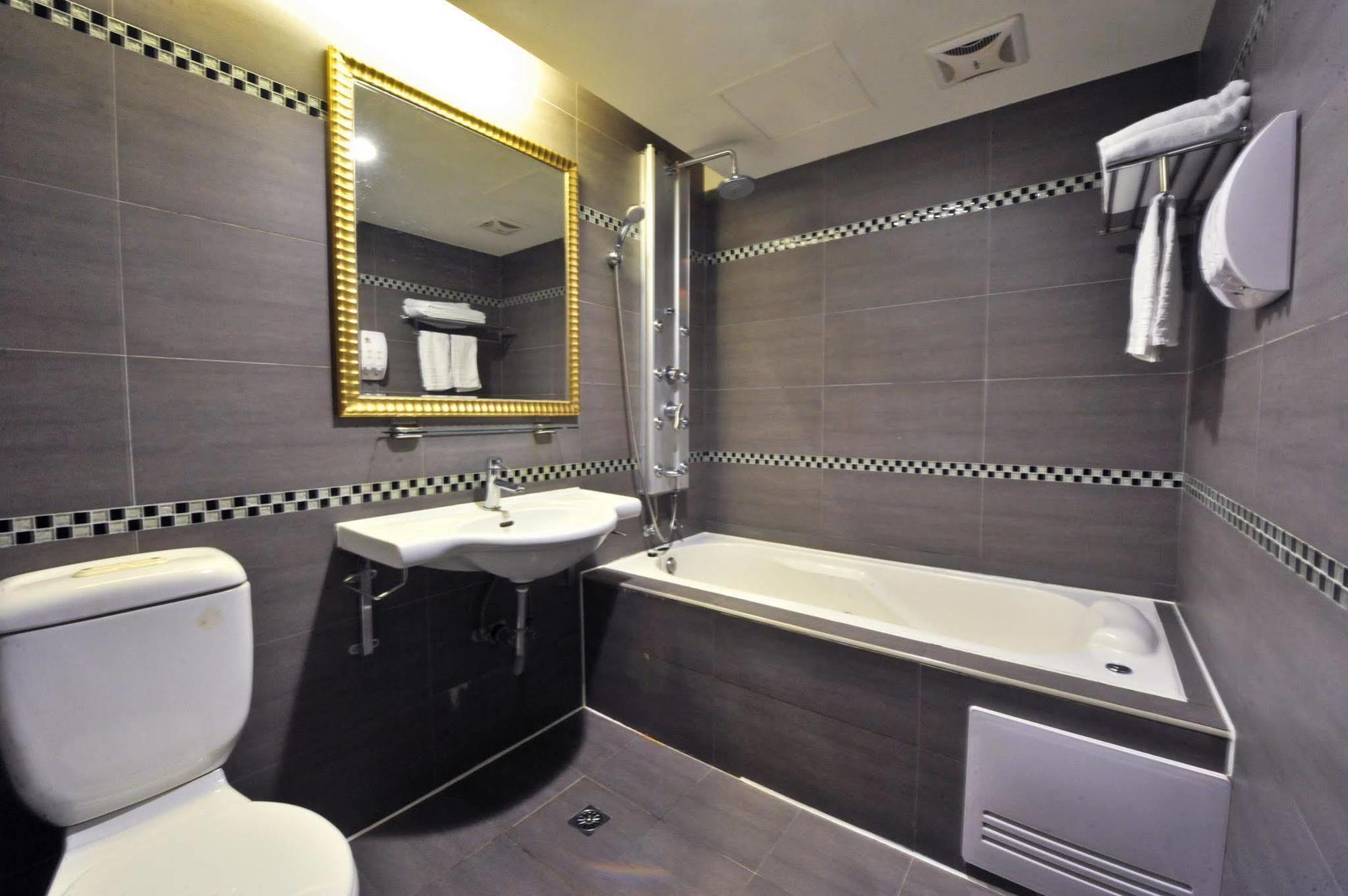 Carnival Motel Tajpej Kültér fotó