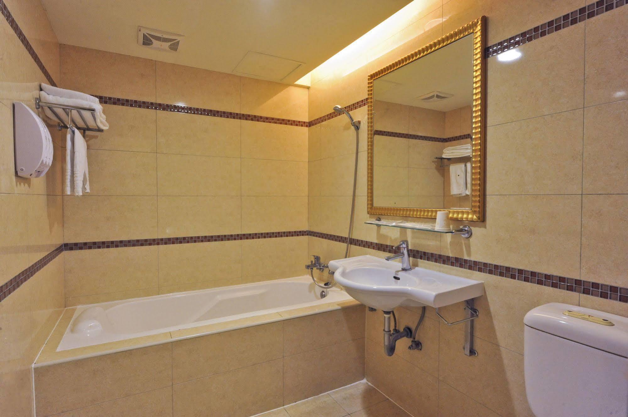 Carnival Motel Tajpej Kültér fotó
