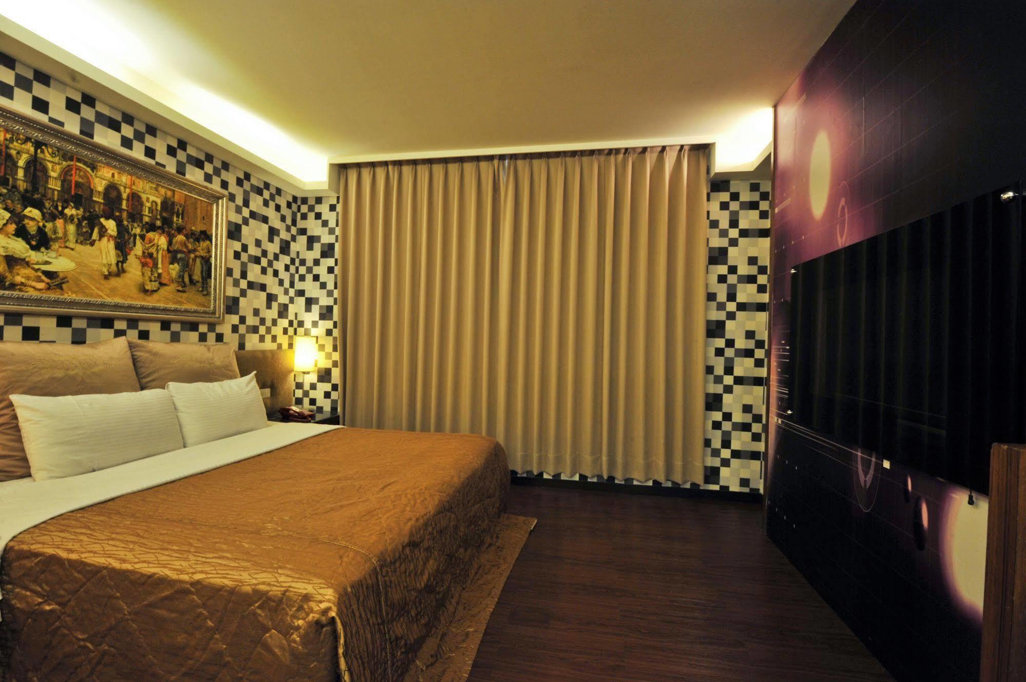 Carnival Motel Tajpej Kültér fotó