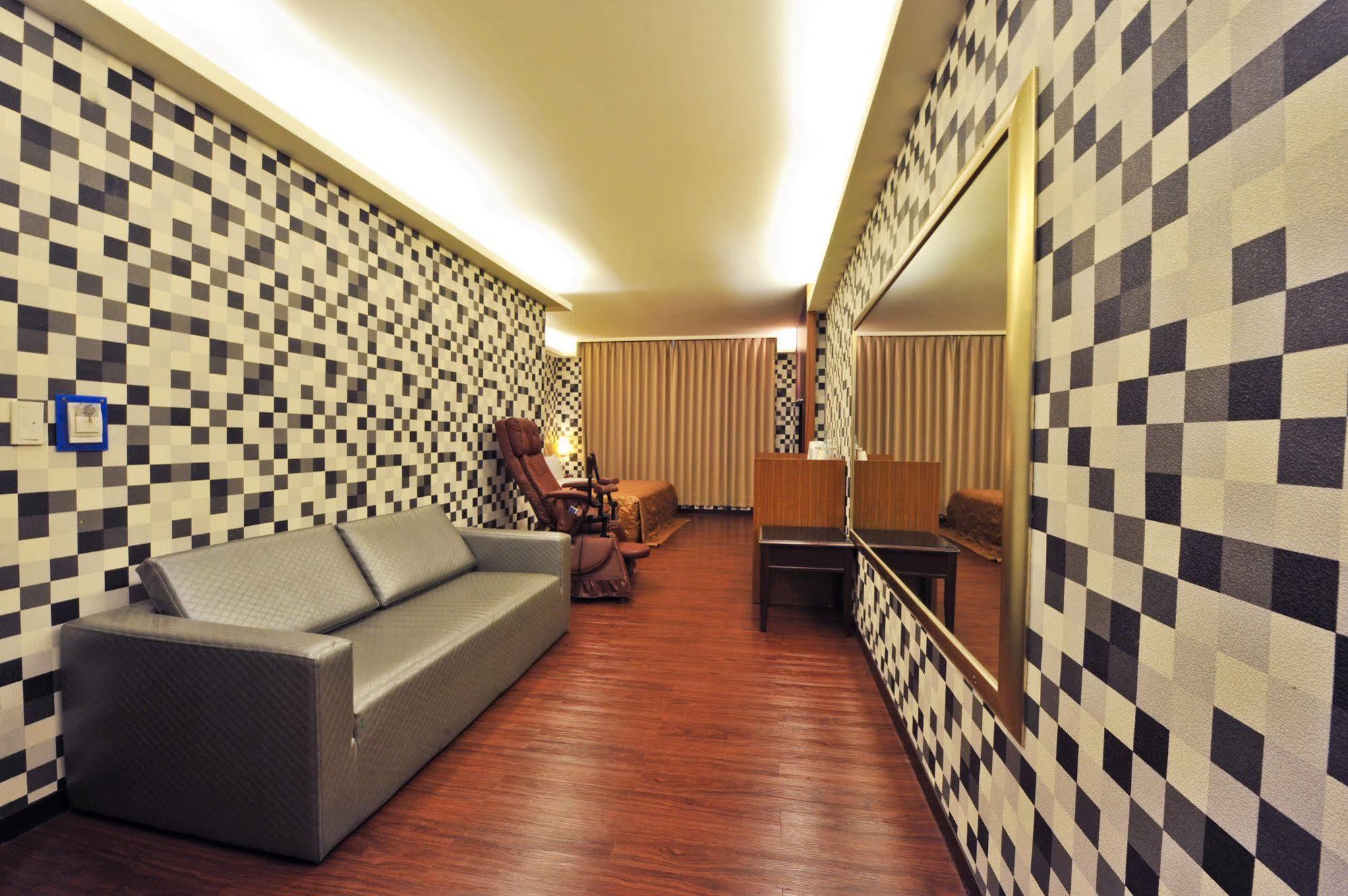 Carnival Motel Tajpej Kültér fotó